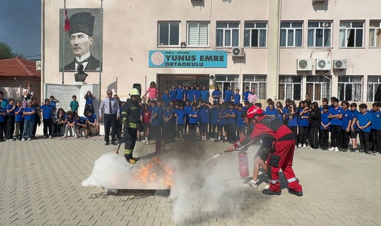 Köyceğizde yangın anı ve söndürme tatbikatı yapıldı