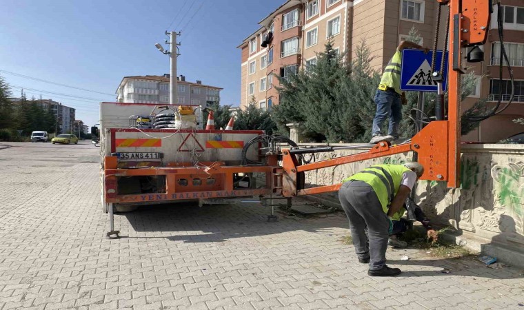 Kuluda okul bölgesindeki yaya geçitleri yenilendi