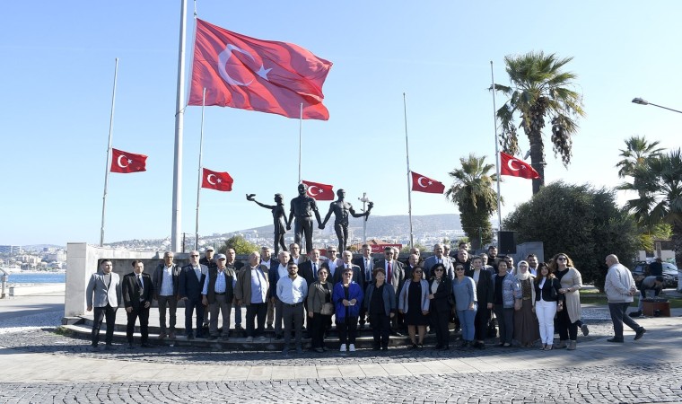 Kuşadasında Muhtarlar Günü için tören düzenlendi