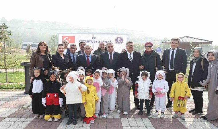 Kütahyada sahipsiz hayvanlar bakımevinde özel etkinlik