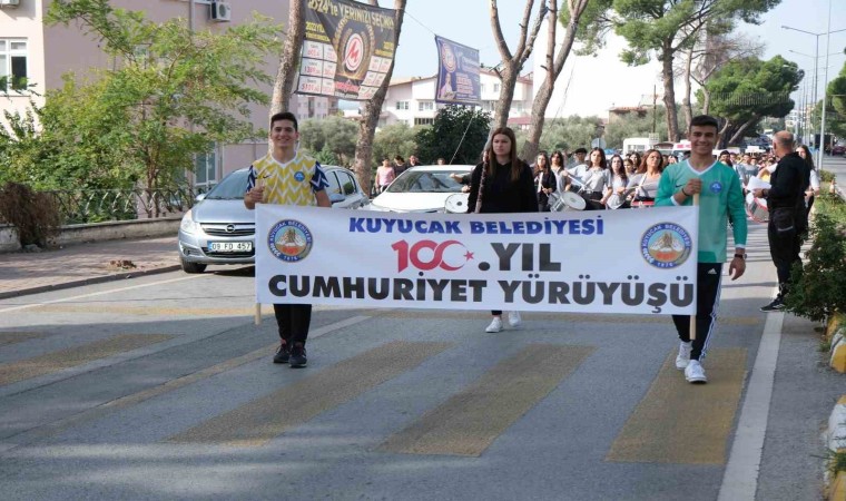 Kuyucakta Cumhuriyet Yürüyüşü gerçekleşti