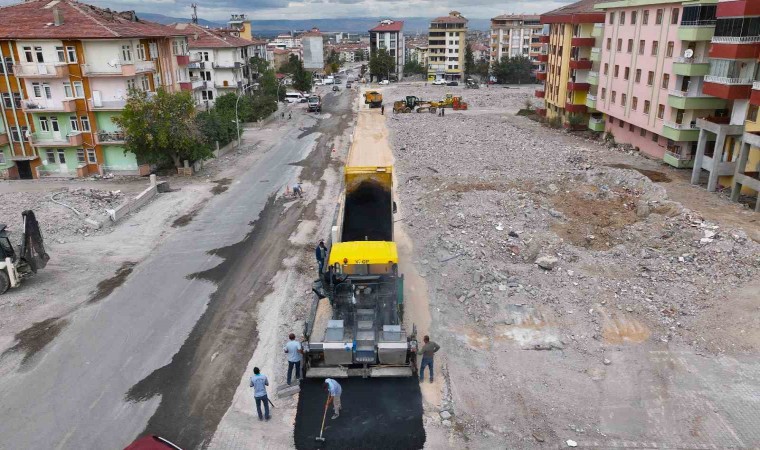 Malatyada tahrip olan kaldırımlar yenileniyor