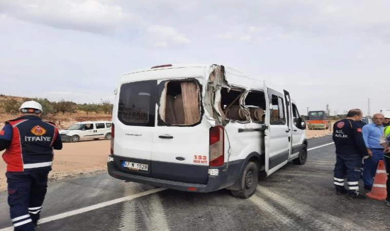 Mardin’de yolcu minibüsü ile kamyon çarpıştı: 5 yaralı