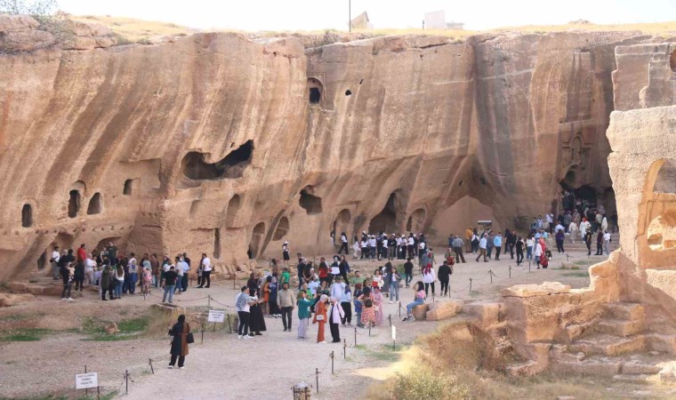 Mardindeki Dara Antik Kenti ziyaretçilerini cezbediyor