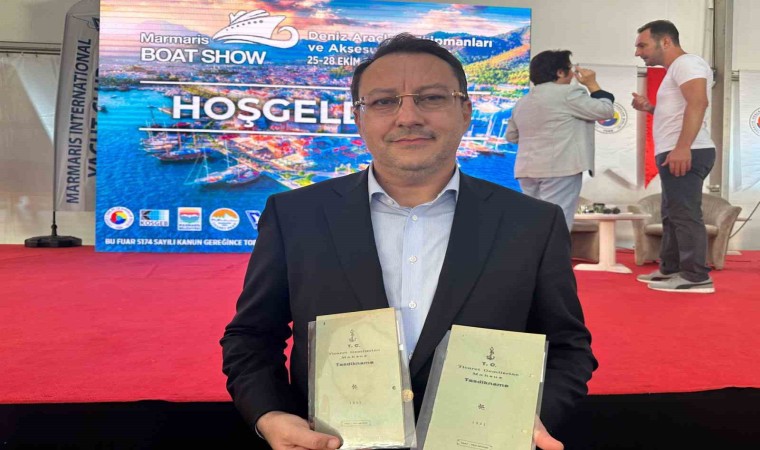 Marmaris Boat Showda Ticaret Odası Başkanı Ayhana 92 yıllık tasdikname takdim edildi