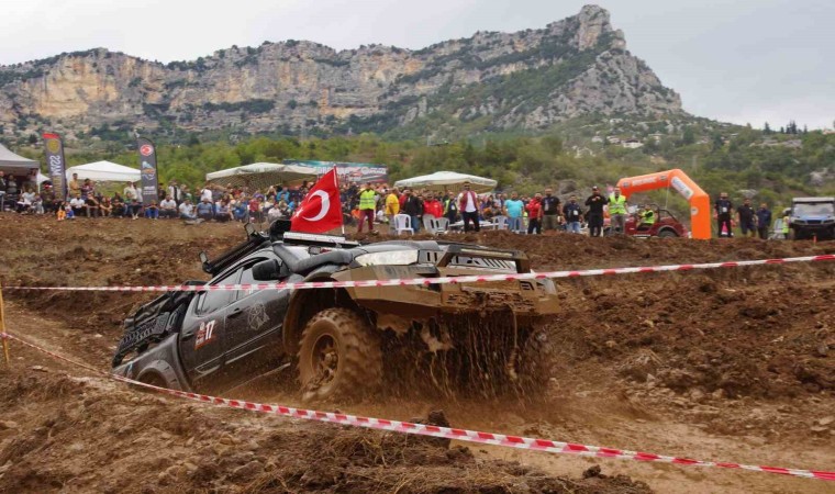 Mersinde Off-Road rüzgarı esti