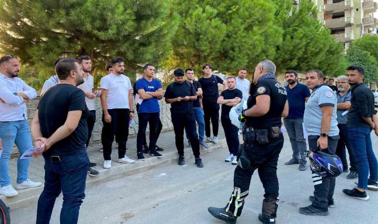 Motosiklet sürücü adaylarına kaskın önemi anlatıldı