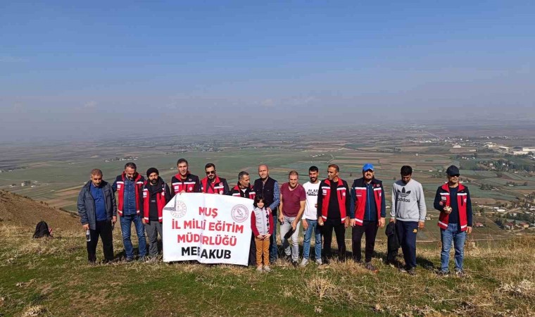 Muş Milli Eğitim Arama Kurtarma Kulübü Cumhuriyetin 100. yılını zirvede kutladı