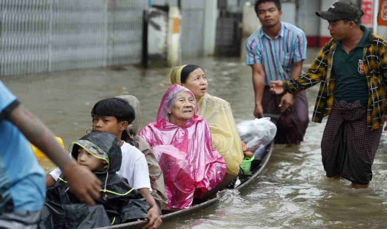 Myanmardaki selde 27 bin 302 kişi yerinden oldu