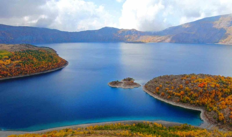 Nemrut Kalderasında sonbahar güzelliği