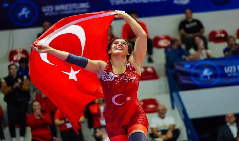 Nesrin Baş: Türk kadınının gücünü gösterdiğim için mutluyum