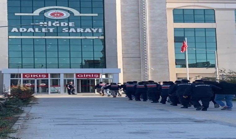 Niğdede eş zamanlı uyuşturucu operasyonu: 16 gözaltı