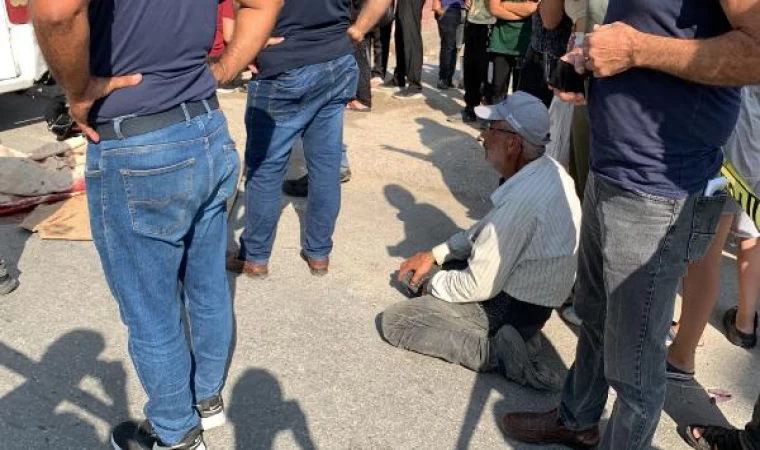 Önce yayaya, sonra dolmuşa çarpan motosikletli hayatını kaybetti