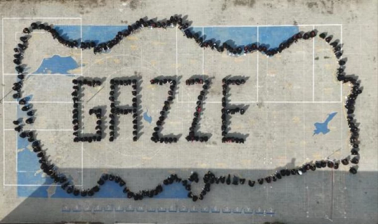 Osmaniye’de öğrenciler, ’Gazze’ koreografisi oluşturdu