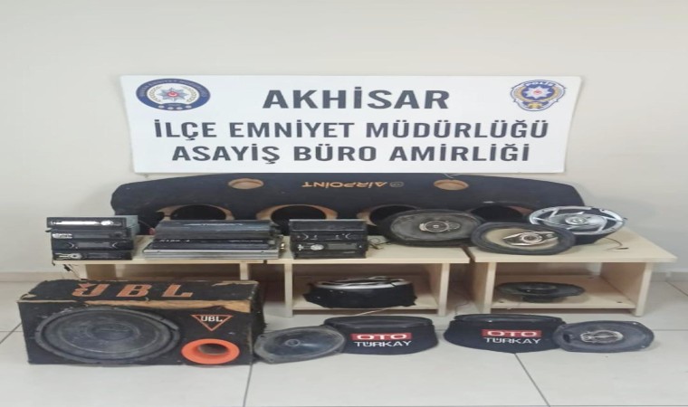 Otomobillere dadanan hırsız yakalandı