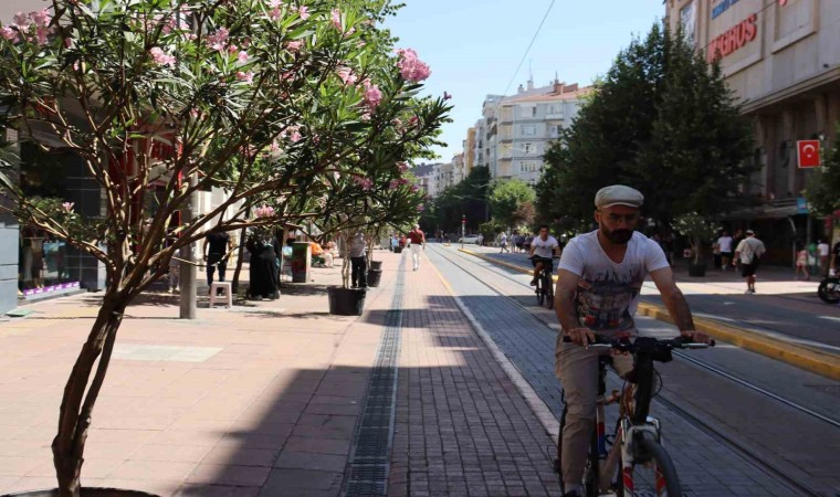 (ÖZEL) Sürücü kursu eğitmenlerinden motorsuz araç sürücülerine kritik uyarıları