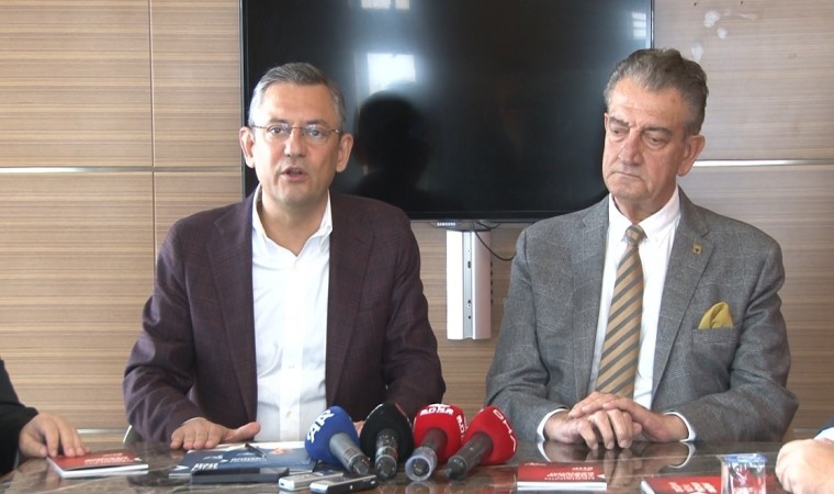 Özgür Özel delegelere seslendi: Aklına, vicdanına güvendiğiniz insanlarla konuşun, gereğini yapın