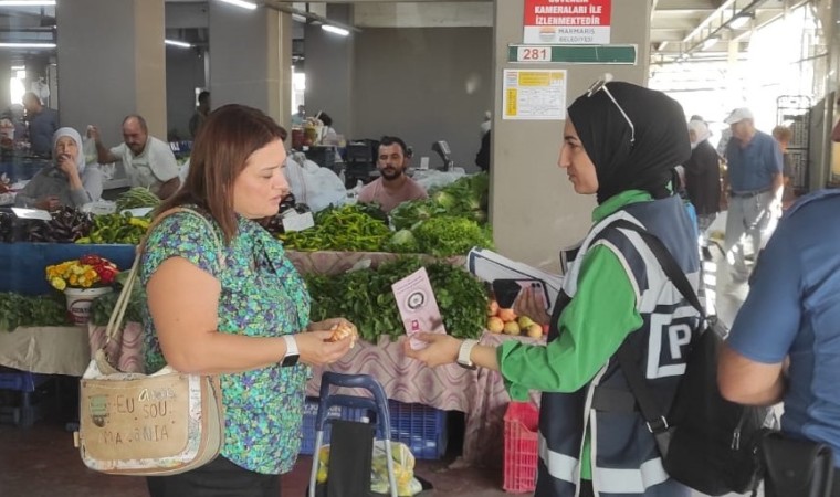 Polis pazaryerinde ‘ Kadına şiddete hayır çalışması yaptı