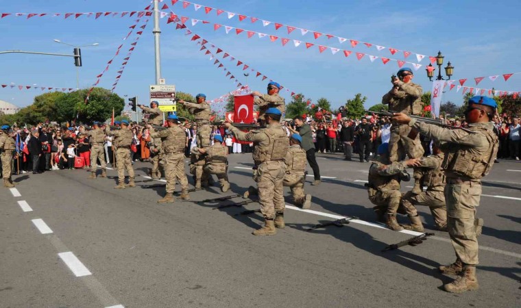 Samsunda Cumhuriyetin 100. yılı coşkuyla kutlandı