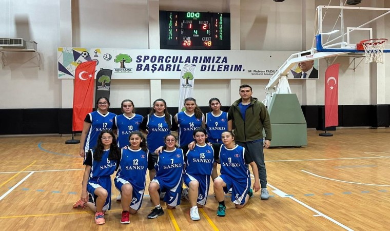 SANKO Okulları Basketbol Takımı il 2.si oldu