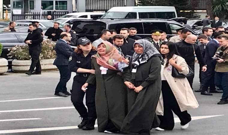 Şehit polis Cihat Ermiş için İstanbul Emniyet Müdürlüğünde tören düzenlendi