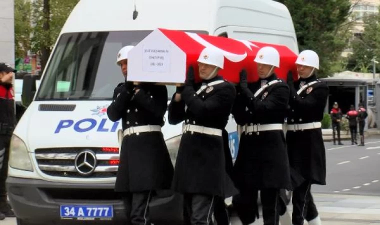 Şehit polis için İstanbul Emniyet Müdürlüğü’nde tören düzenlendi 