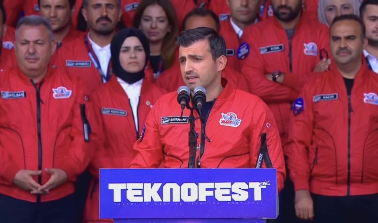 Selçuk Bayraktar: Bugüne kadar düzenlenen 9 TEKNOFESTte 2 milyon gencimiz projeleriyle yarıştı