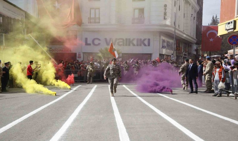 Sınır kenti Kiliste 29 Ekim coşkusu