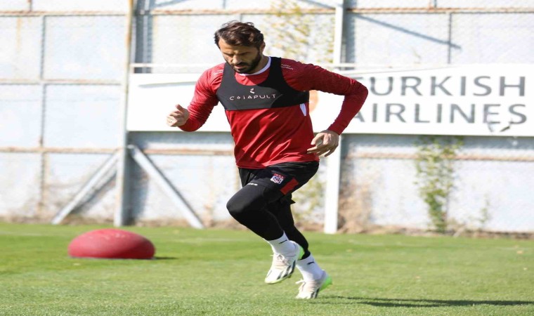 Sivassporlu futbolcu Caner Osmanpaşanın acı günü