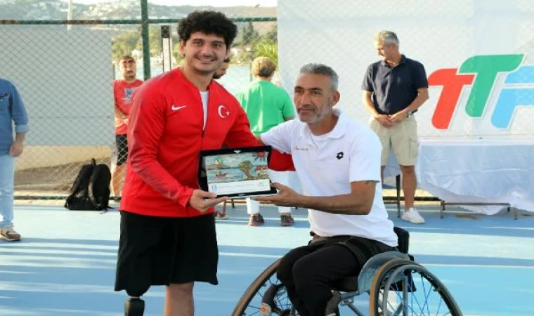 Tekerlekli Sandalye 100’üncü Yıl Tenis Turnuvası sona erdi (Yeniden) 