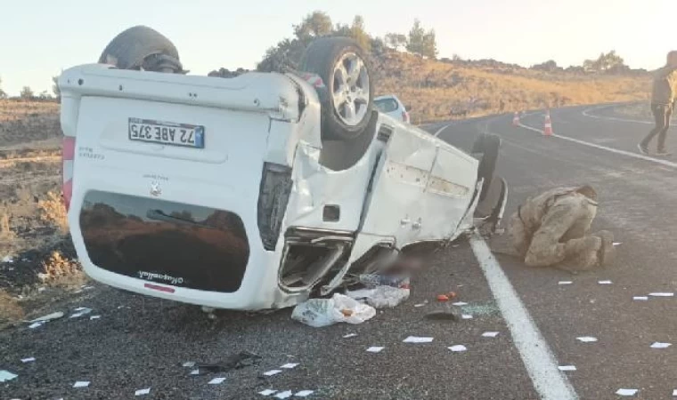 Terhis olan oğullarını almaya giden aile kaza yaptı: 2 ölü, 3 yaralı