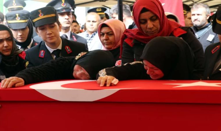 Teröristlerin aracını gasbedip, öldürdüğü veteriner son yolculuğuna uğurlandı