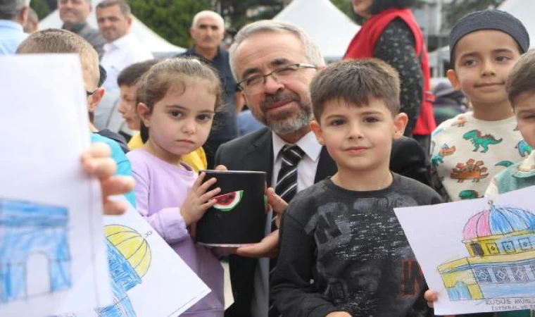 Tokat’ta öğrenciler kumbaradaki paralarını Gazze’ye bağışladı