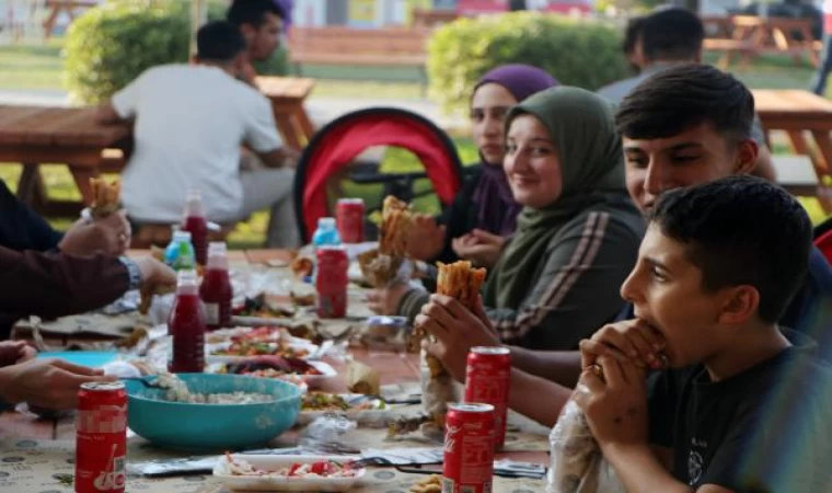 Uluslararası Adana Lezzet Festivali’ne 923 bin kişi katıldı