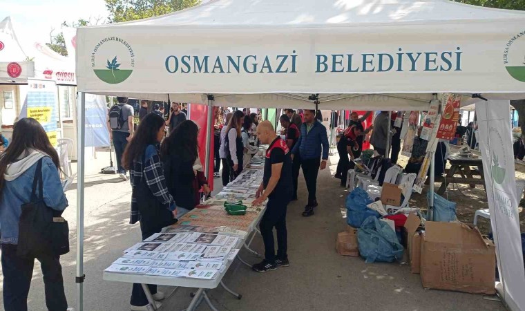 Üniversite öğrencilerine geri dönüşümün önemini anlatıldı