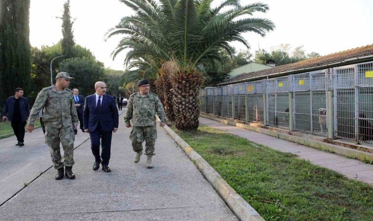 Vali Demirtaş askeri harayı ziyaret etti