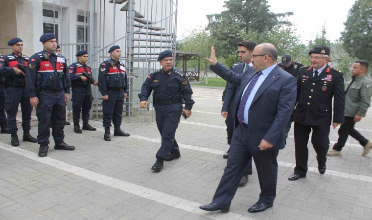 Vali Ustaoğlundan Manyasa ziyaret