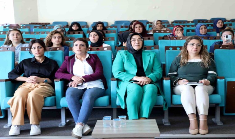 Van Büyükşehir Belediyesinden ‘aile içi iletişim semineri