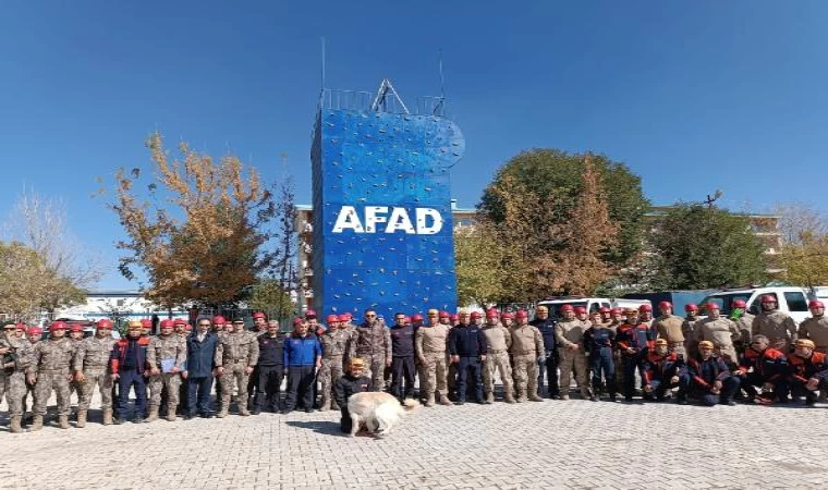 Van’da, polis ve jandarmanın katılımıyla deprem tatbikatı