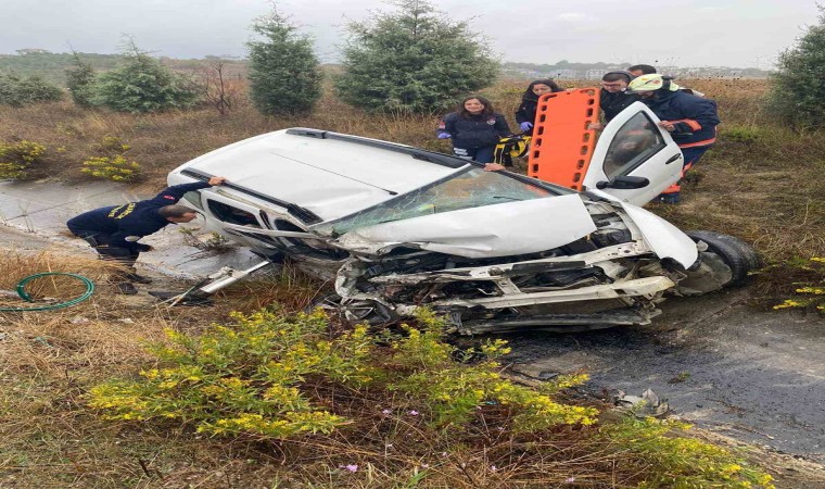 Yalovada beton mikseri otomobille çarpıştı: 2 yaralı