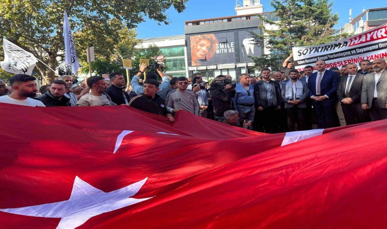 Yalovada İsrailin Filistinlilere saldırıları protesto edildi