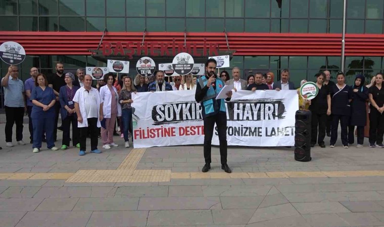 Yalovada sağlık çalışanları İsraili protesto etti