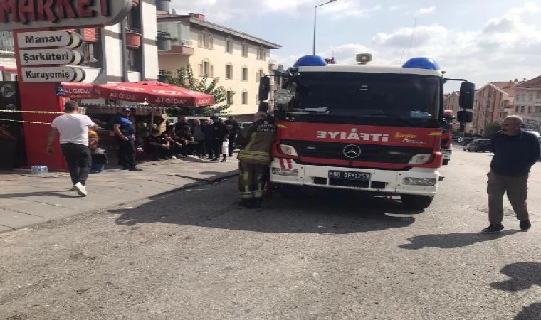 Yangında dumandan etkilenen itfaiye erlerinden biri daha yaşamını yitirdi