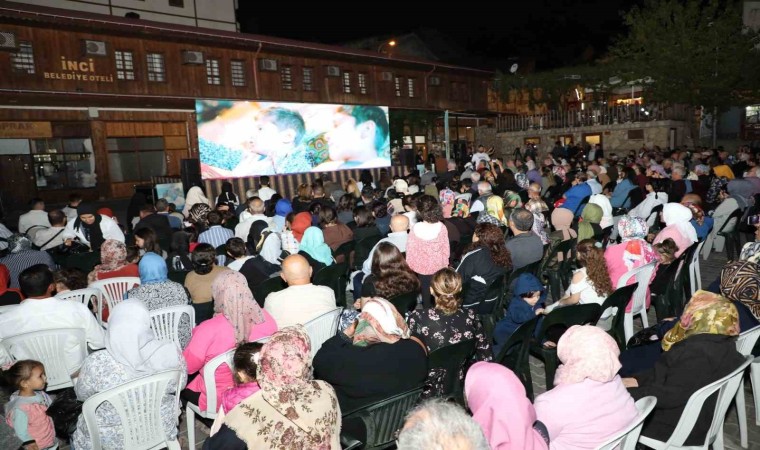 Yıldız Tozu filminin özel gösterimi Kemaliyede yapıldı