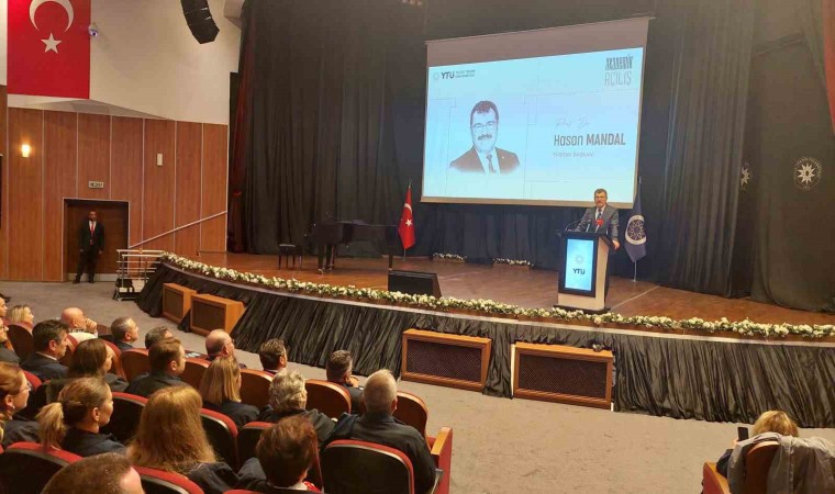 YTÜde akademik yıl TÜBİTAK Başkanı Hasan Mandalın ilk dersiyle başladı