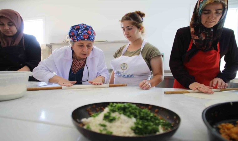 Yüreğirli kadınlar Adem Projesi ile meslek ediniyor