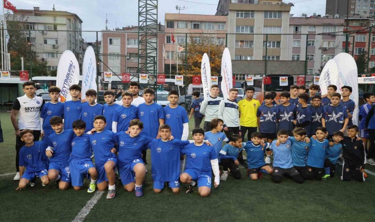 Zeytinburnunda amatör futbol kulüplerine nakit desteği