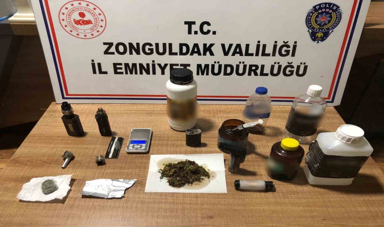 Zonguldakta 2 kilogram uyuşturucu madde ele geçirildi: 3 tutuklu