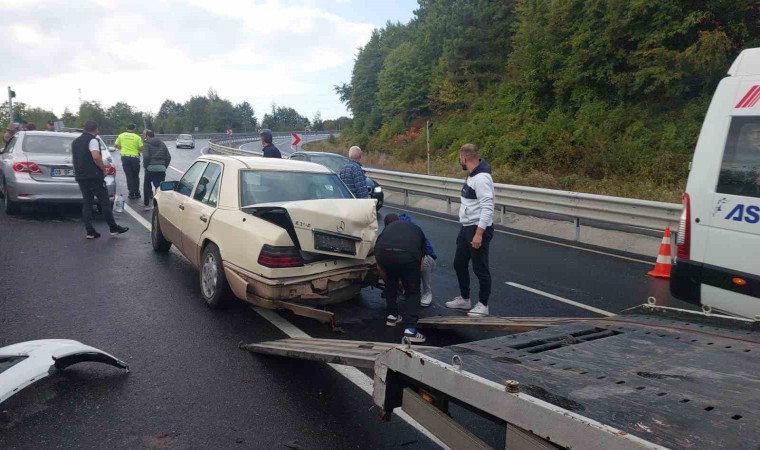 Zonguldakta 6 aracın karıştığı zincirleme kaza: 1 yaralı