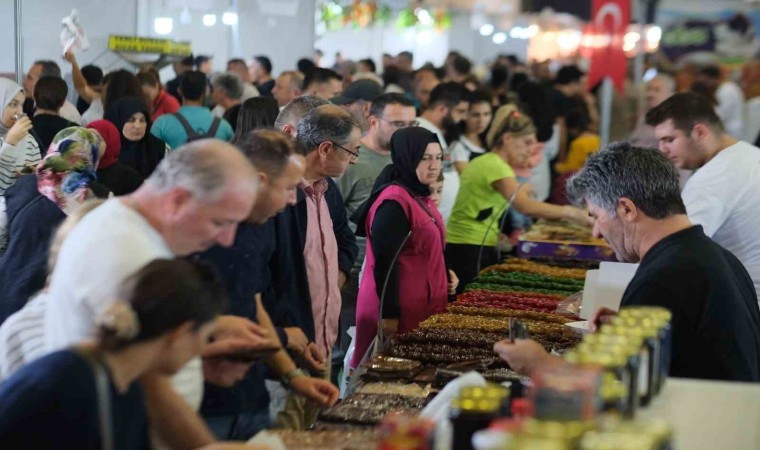 12. Yöresel Ürünler Fuarı YÖREX, 4 günde 355 bin 475 kişiyi ağırladı